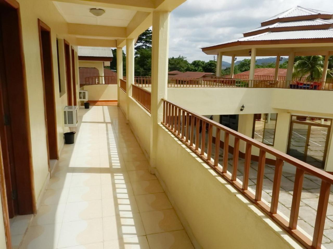 Paloma Guest House Kenema Kültér fotó